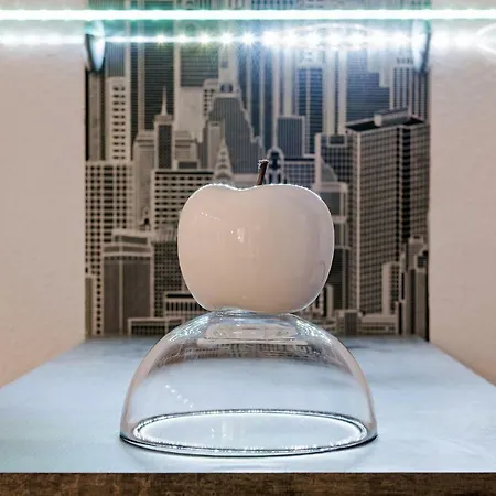 Free Parking, Quiet Design Flat In The Centre * Budapest