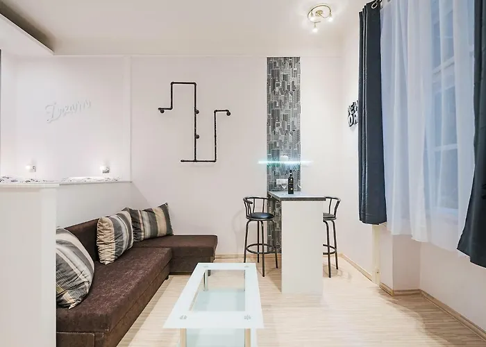 Free Parking, Quiet Design Flat In The Centre * Βουδαπέστη