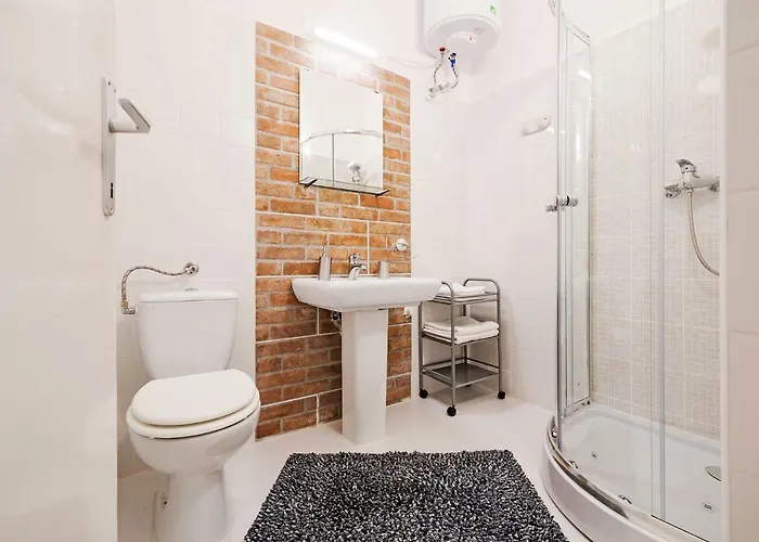 Apartamento Free Parking, Quiet Design Flat In The Centre